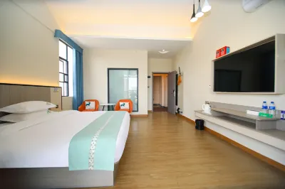 Luoding City Story Hotel