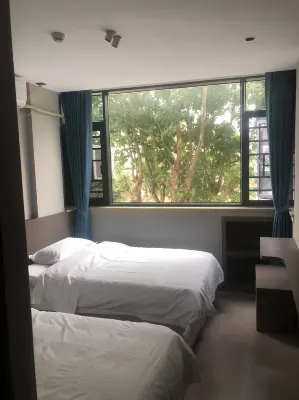 Dayao Huaxin Hotel