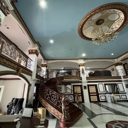 Garden Suite Hotel near Koreatown