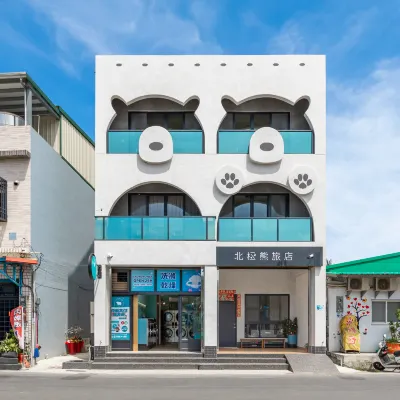 Polar Bear B&B Hotels near Lambai Island