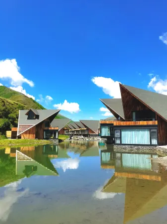 PARADISE NAMKHA RESORT HOTEL Отели рядом с достопримечательностью «Miles Corridor»