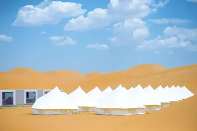Zhongwei Shapotou District Moonlight Baohe Xingxing Desert Camping Base