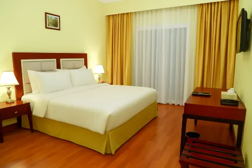 Ruwi Hotel Apartments, Sharjah - Condos