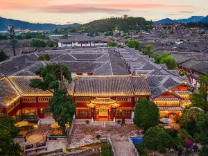 Lijiang Wangfu Hotel