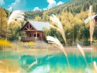 Elephant & Moon Resort, Mogan Mountains Hotels in Deqing