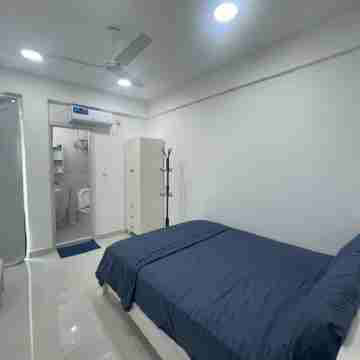 Stay with local family in Male Rooms