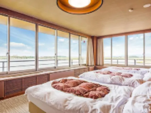 大江戸温泉物語 ながやま 加賀のホテル