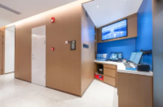 Airport Yizhan Hotel (T3 Terminal Store of Capital Airport)