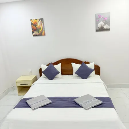 Rosi Guesthouse & Coffee3 Отели рядом с достопримечательностью «Храм Ват Леу»