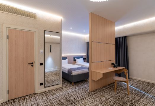 현대적인 호텔 수영장