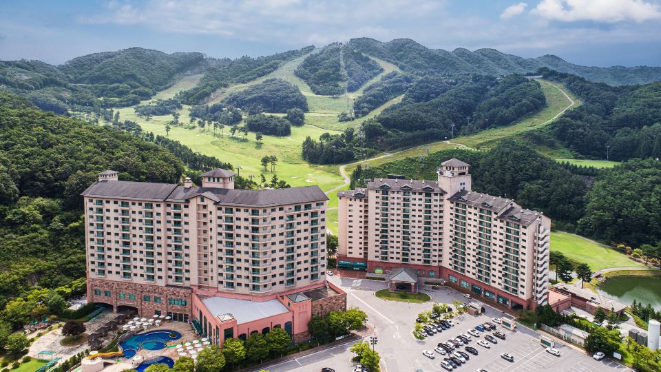 Oak Valley Resort Hills Village