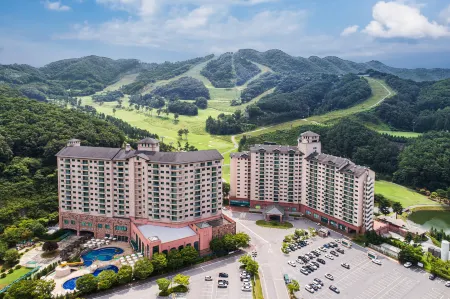 Oak Valley Resort Hills Village Отели рядом с достопримечательностью «Ganhyeon Yuwonji»