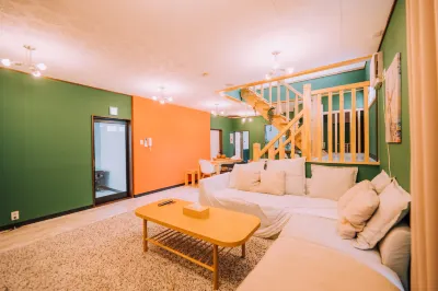 Yuzawa Onsen Lodge House B Hotel a 