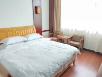 Meiju Hotel (Sanqianbai Kan)