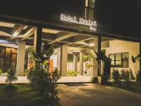 Hotel Wualai by Cmstay Hotels near Hai Ya