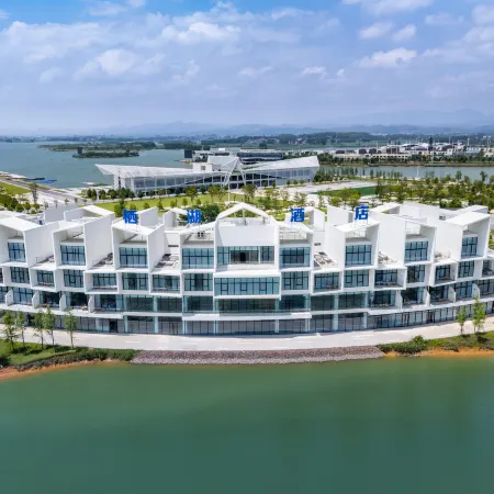 Qihu Hotel