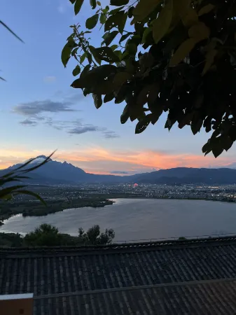 Fusheng Mountain Residence • Designer Wild Luxury Homestay Отели рядом с достопримечательностью «Wenfeng Temple»