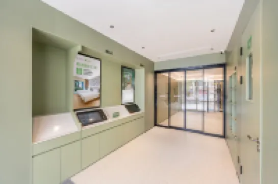 Hi Inn (Langfang Railway Station Wanda Plaza)