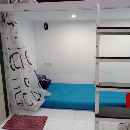 Kost 48 Surabaya Hotels in Sambikerep