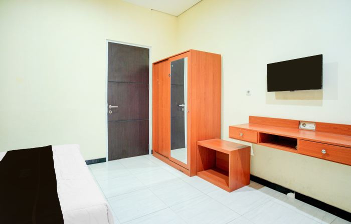 Hotel O Palembang near Palembang City Center Mall formerly Kostel 97