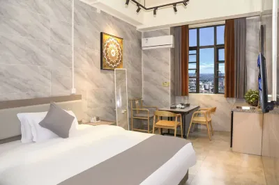 Jiuli Apartment Hotel (Jinli New Times Square) Hotels near Tang Xiancha Huanggong Temple