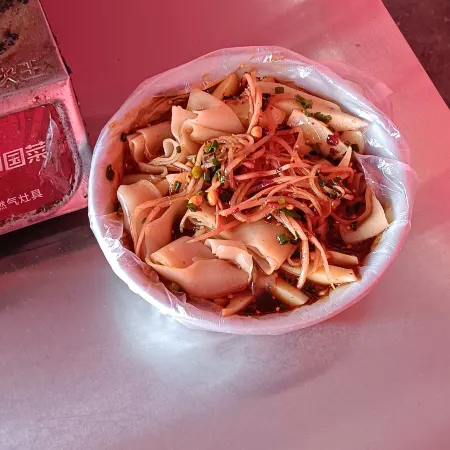 YaZhi Hotel (Huake Night Market)