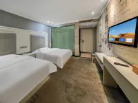 Back Street Esports Hotel