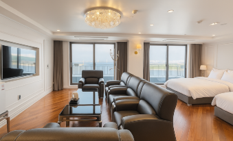 Yeongjong Grace Hotel