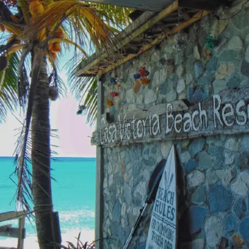 Casa Victoria Beach Resort and Restaurant