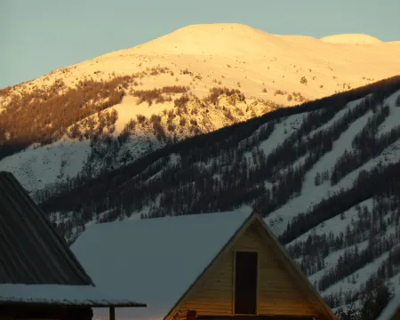 Kanas Anyu Hidden World Homestay Hotels in Burqin