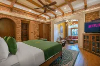 블루살즈 테라 힐스 리조트, 달하우지