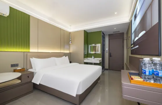 烏拉特中旗甘其毛都羅蘭輕居