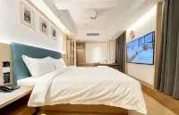 Washe Urban Homestay (Zhengdong MixC Provincial Government)