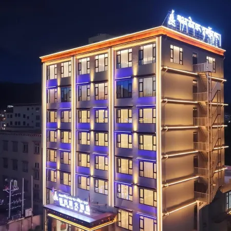 Ganzi Tanggula Grand Hotel (Baita Park)