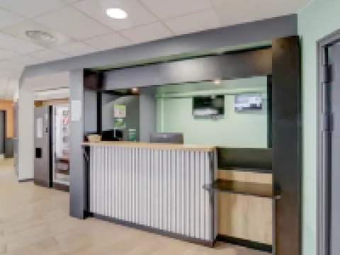 B&B HOTEL Montluçon Centre Hotels in Montlucon