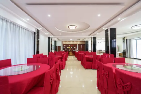 Yulong Business Hotel