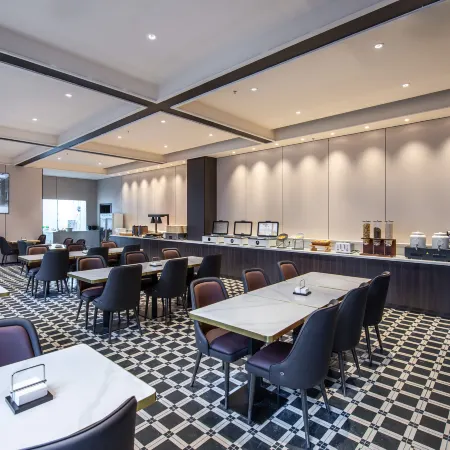 Home Hotel (Jishou University)