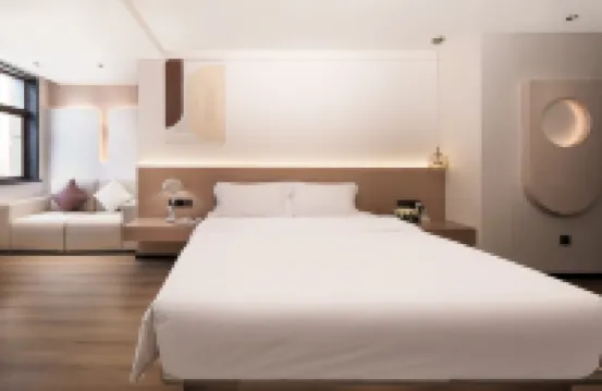 Panlong Lishore Resort (Yangshuo West Street Liriver)