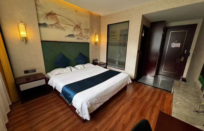 Xingxian Yahua Hotel