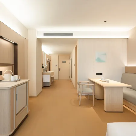 JI Hotel (Nanning Chaoyang Square Sanjie Liangxiang)