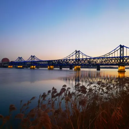 Xiaojie Guesthouse (Dandong Yalu River Broken Bridge Branch)