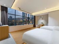 Gleam Lanfeng Scenic Hotel (Lianjiang Park) Hotels in Huishui