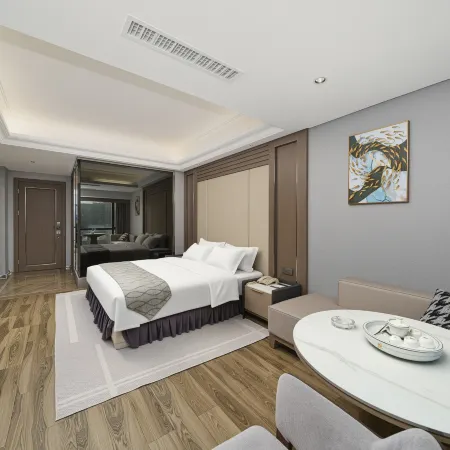 Lijing Peninsula Hotels