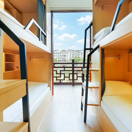 Three Cats Hostel (Pingxiang Nanzhengjie)