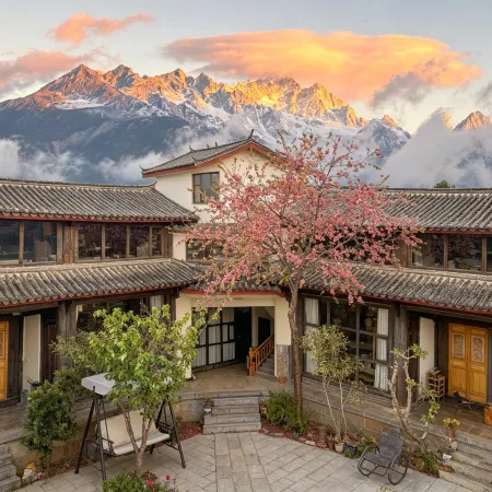 Yaka Inn (Baisha old Town)