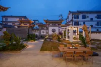 Dali Sanshui Heting·Designer Beautiful Inn (Erhai S Bay Ecological Corridor Branch)