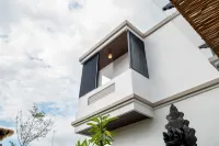 Gumitish Residence Singaraja