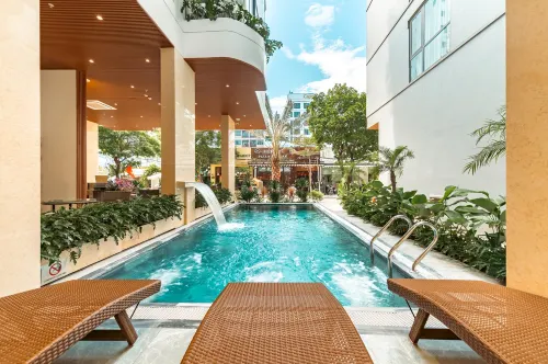 My Khe Hotel