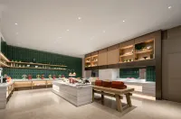 Hanchuan Baiyun International Hotel