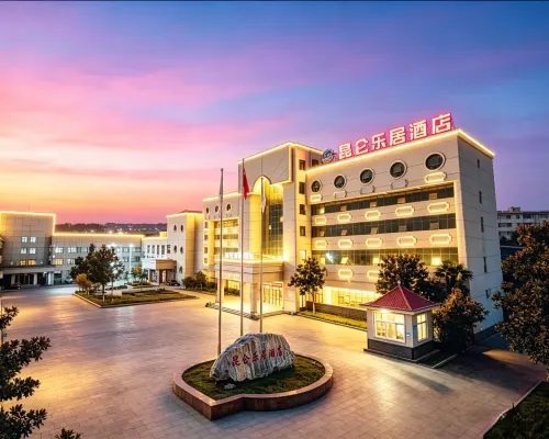 Kunlun Leju Hotel (People Plaza) Hotels in Mengzhou